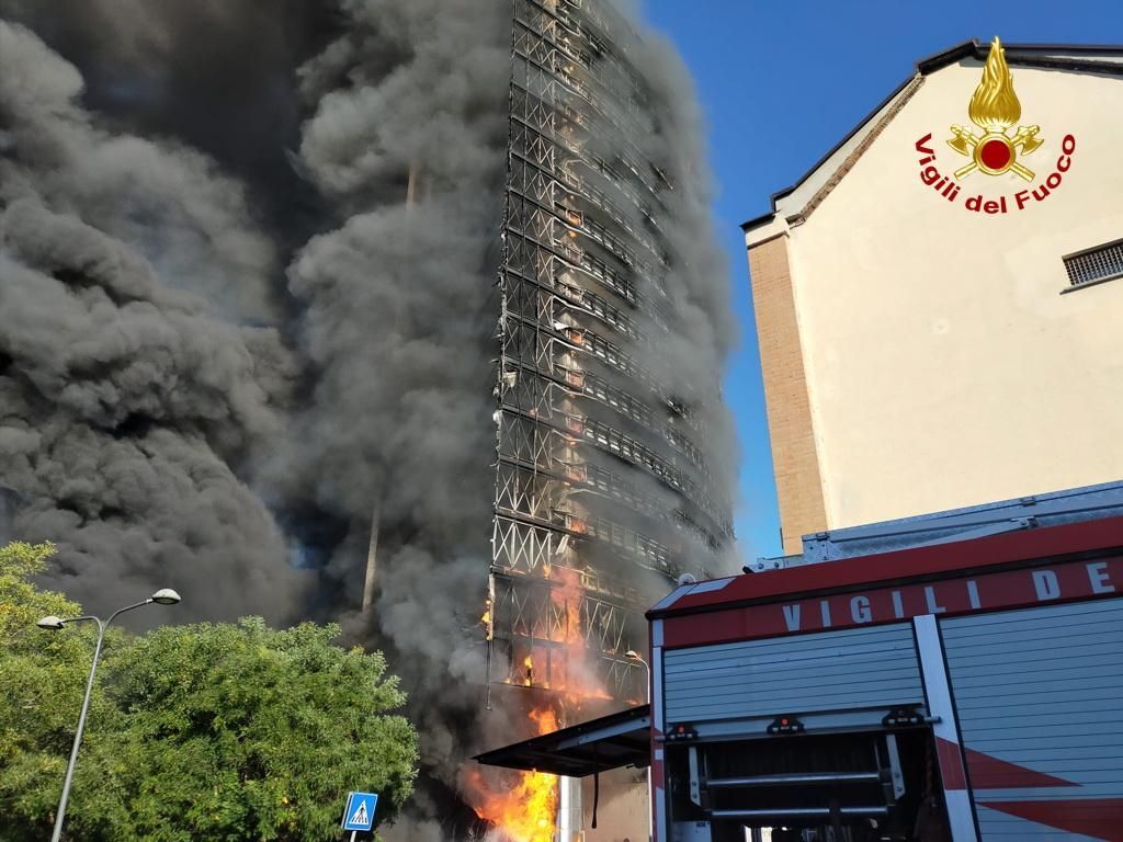 ensayos de reacción al fuego en fachadas